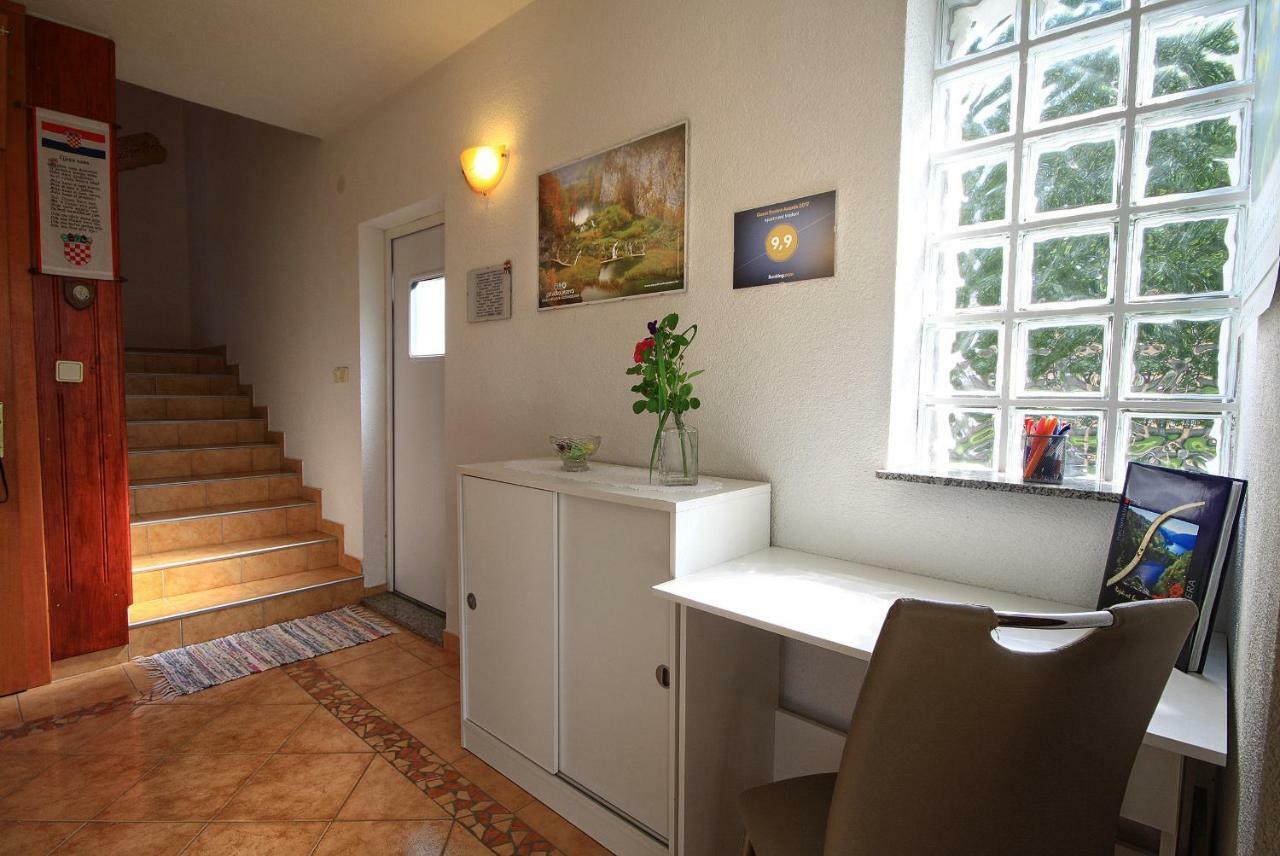 Apartment Medeni Rakovica Dış mekan fotoğraf